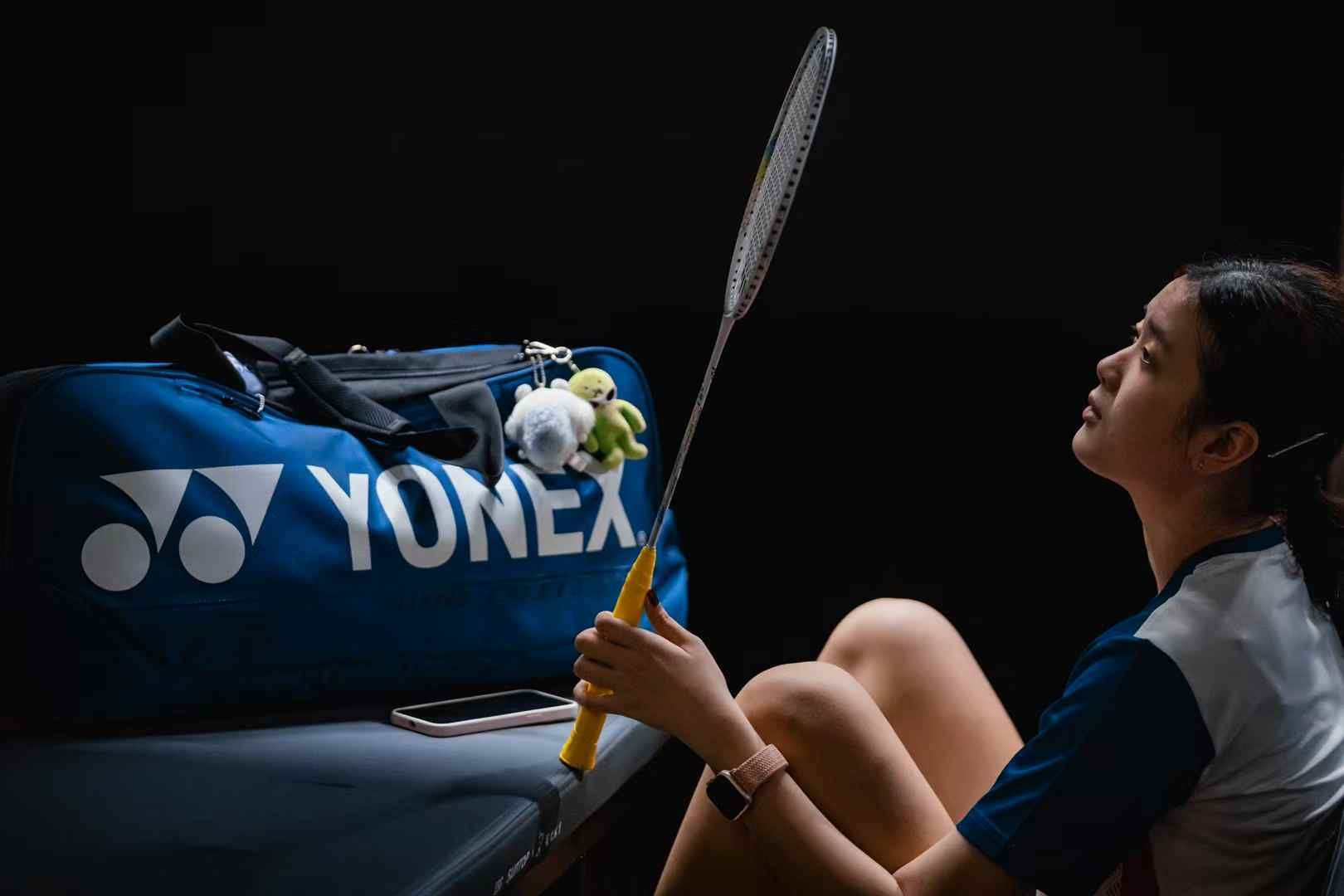 YONEX