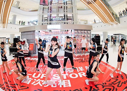 街舞现场.jpg